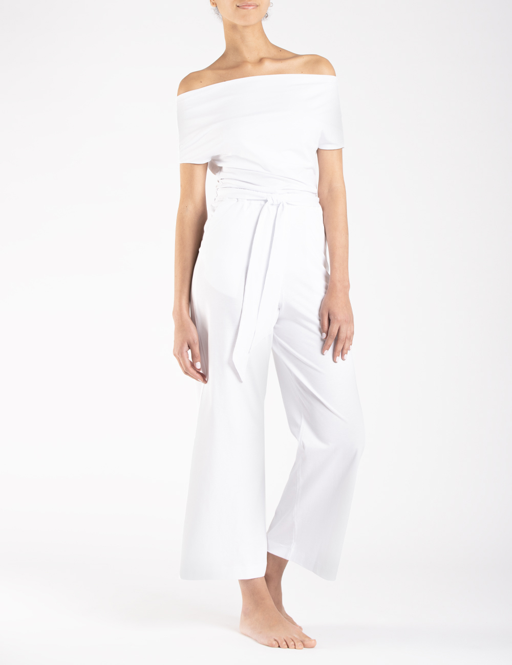 OFF-SHOULDER TOP