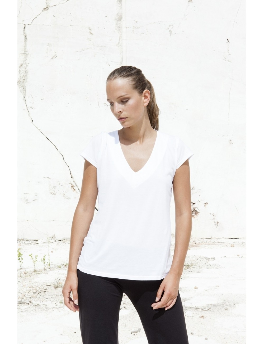 T-SHIRT V-NECK SHORT SLEEVES - SEAWEED