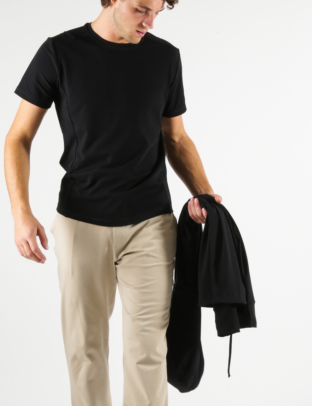 PERFORMANCE T-SHIRT